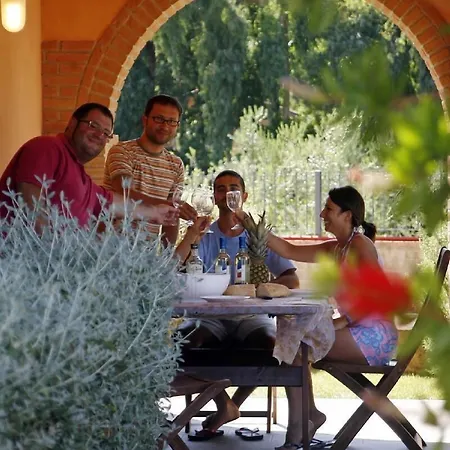 Aparthotel Villaggio Turistico Airone 4*