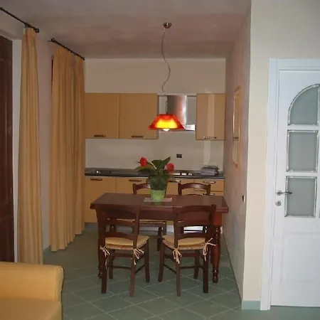 Aparthotel Villaggio Turistico Airone 4*