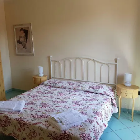 Aparthotel Villaggio Turistico Airone 4*