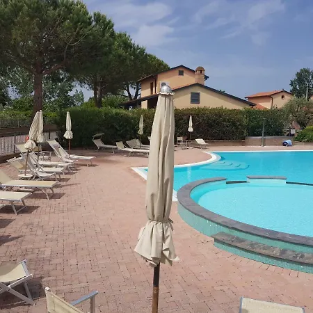 Villaggio Turistico Airone Aparthotel 4*